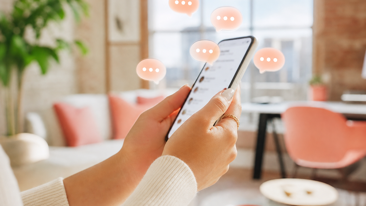 US TikTok auto comments thread energy US community manager reviewing TikTok auto comments warming a new post thread
